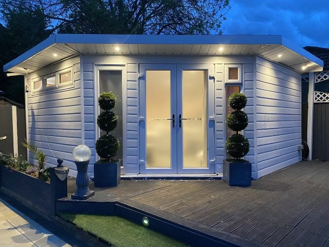 MagniSkin- The Skincare brand presiding over the beauty&nbsp;industry