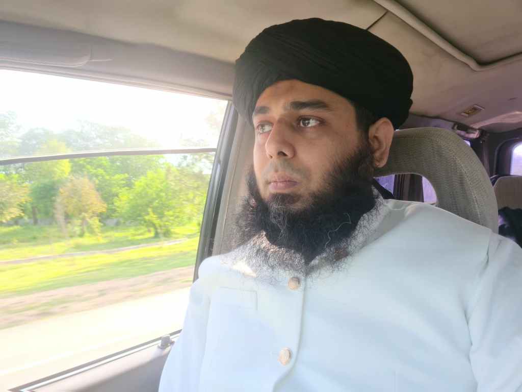 Arslan Sadiq: The Mastermind Behind Pakistan’s Largest IT and Blogger Communities 